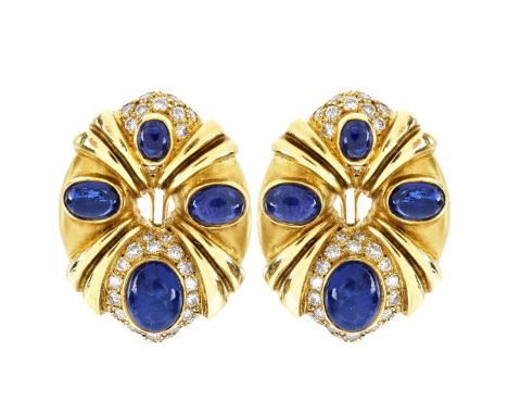 Vintage Approx. 9.0 Carat Cabochon Sapphire, 1.50 Carat Round Brilliant Cut Diamond and 18 Karat Yellow Gold Earrings. Sapphi