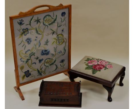 THREE FURNITURE LOTS COMPRISING small tapestry top footstool, primitive carved wooden box and a tapestry oak framed firescree