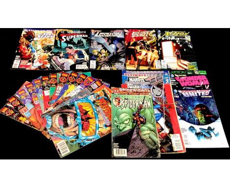 Comics - modern Bronze Age issues 2000-2001 mostly Spiderman, Wolverine, Superman, Justice League, etc, approx 25 