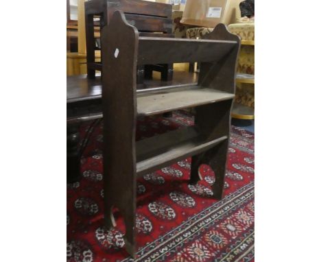 An Edwardian Oak Book Rack/Shelf, 45cm Wide 