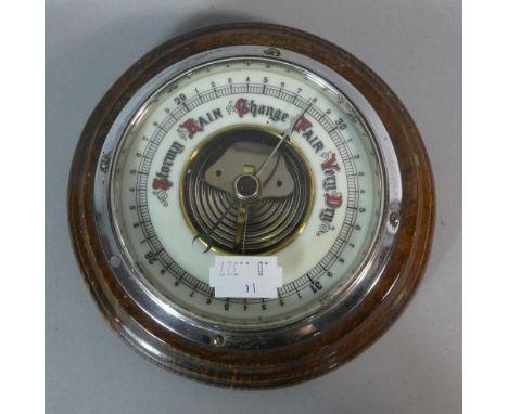 An Edwardian Circular Aneroid Barometer, 15cm Diameter 