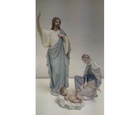 Three Nao Nativity scene figures, height of largest 34cm