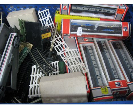 A Quantity of Lima N Gauge Rolling Stock, five BR blue/grey Express Coaches (includes 2 buffet), one car transporter (plus ca
