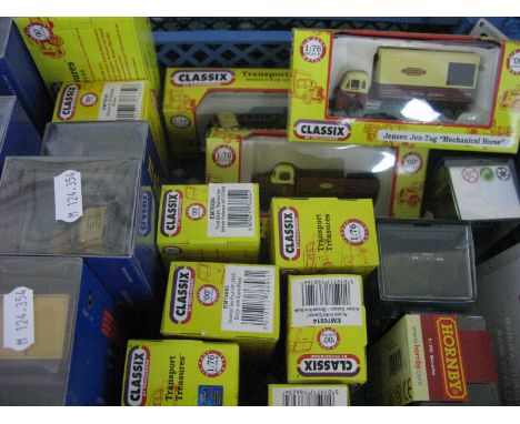 A Quantity of 1:76th Scale Diecast and Plastic Vehicles by Hornby, Base Toys, Pocketbond, Oxford including Hornby #R7088 Bedf