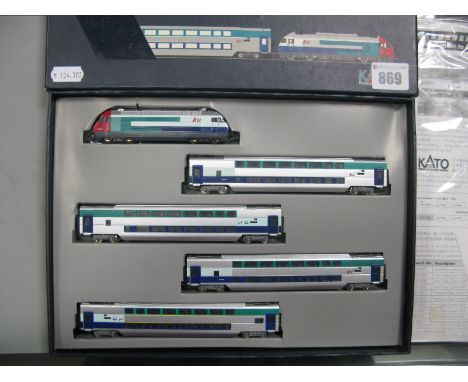 A Boxed Kato 'N' Gauge #99044 Hong Kong Kowloon - Canton Railway, KTT Double Decker through train (Hong Kong - Guangzhou) fiv