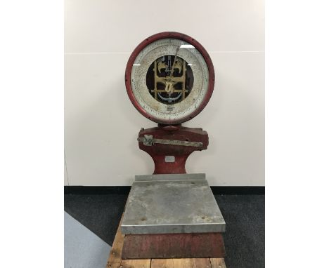 A set of Avery weighing scales 