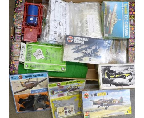 Assorted model kits, Subbuteo, etc.