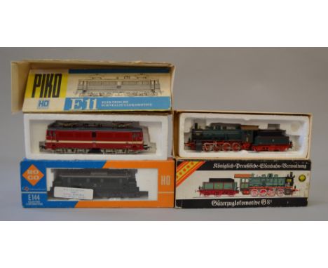 H0 Scale. 3 x Locomotives. Includes Roco DB pantograph electric, Piko pantograph electric & Piko 0-8-0 steam loco. All G in P
