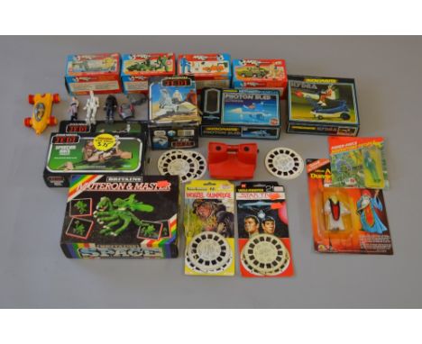 An interesting selection of Sci-Fi toys including Star Wars ISP-6 and Airfix Photon Sled.