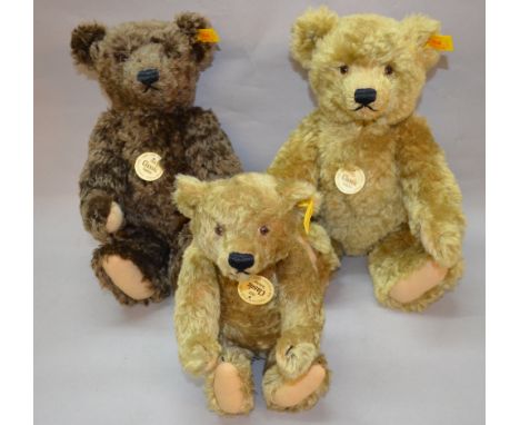 3 Classic Steiff bears.