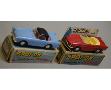 Triang Spot-On 191/1 Sunbeam Alpine Hardtop (VG, boxed P). Together with No. 166 Renault Floride (VG, boxed F) Includes box l