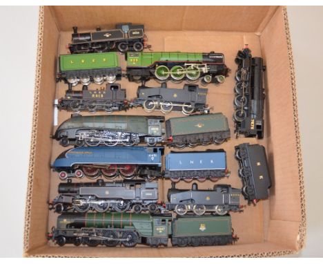 OO Gauge 10 x Unboxed locomotives by Hornby, Bachmann, Lima & Trix. Overall G