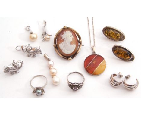 Mixed Lot: antique cameo brooch in a gilt metal bead mount, modern 925 enamel locket and chain, three pairs of 925 stamped ea