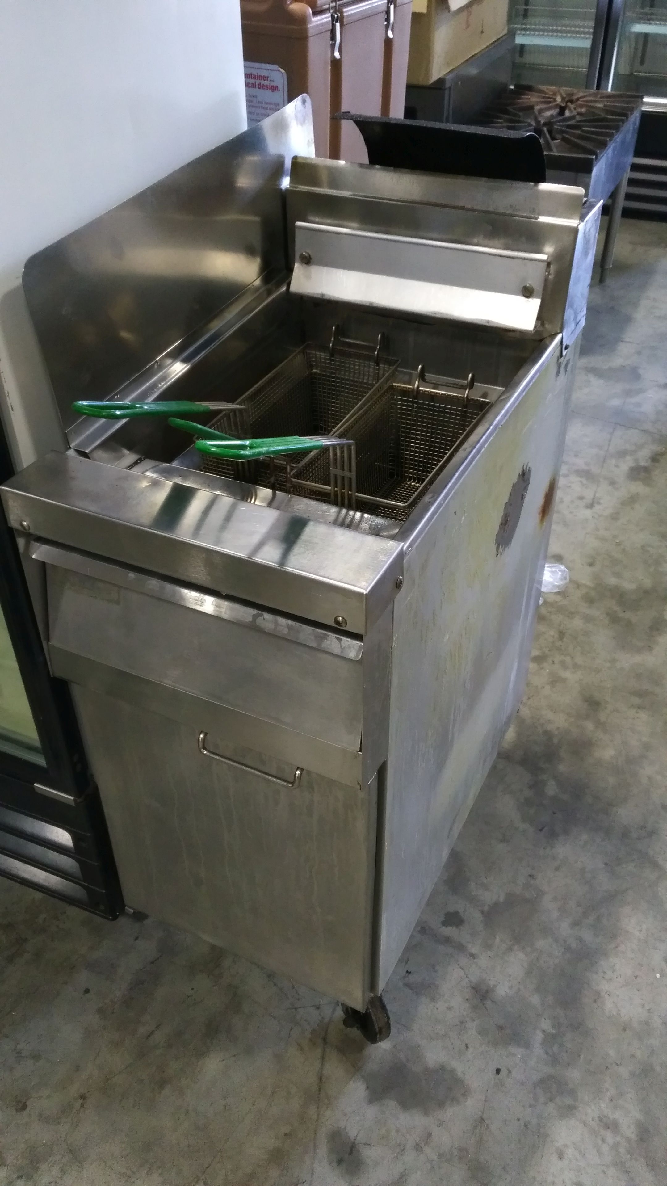 Frymaster MJ35SD 110K BTU Deep Fryer, Location 14 Front