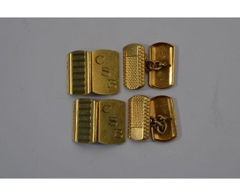 Two pairs of engine turned rectangular chain linked cufflinks, 9ct yellow gold, approx 11.9g, one engraved with initials CSB