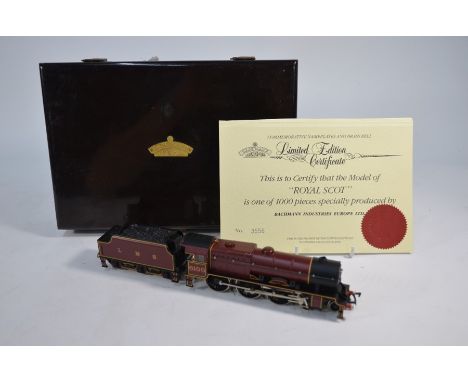 Bachmann 00 gauge limited edition locomotive and tender 'Royal Scott', no.3556 of 4000, in presentation box c/with documents