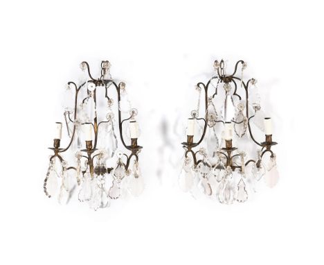 A PAIR OF GILT METAL AND GLASS WALL LIGHTS OR APPLIQUES FRENCH, FIRST HALF 20TH CENTURY 60cm high, 40cm wide, 24cm deep   Con