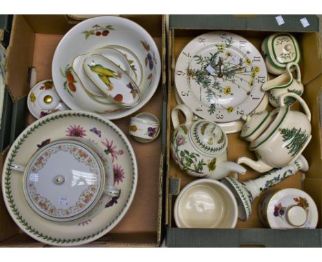 Ceramics - a Spode Christmas Tree pattern four piece tea set including teapot, sugar bowl, cream jug and cake stand; a Portme