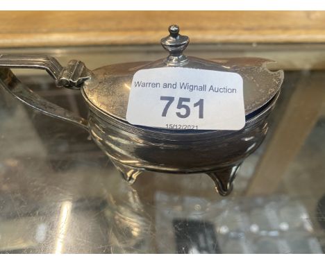 A hallmarked silver mustard pot 