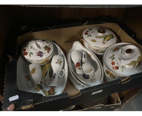 Royal Worcester Evesham serving items and condiments set 