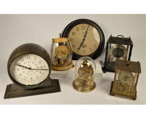 A collection of clocks to include, a Kundo anniversary clock, a double faces Elgin Incabloc mantel clock, and others (2) 