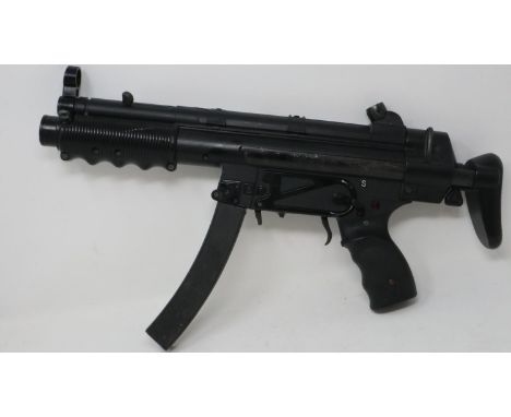 ASGK MP5 model airsoft assault rifle, requires attention. UK P&amp;P Group 3 (£30+VAT for the first lot and £8+VAT for subseq