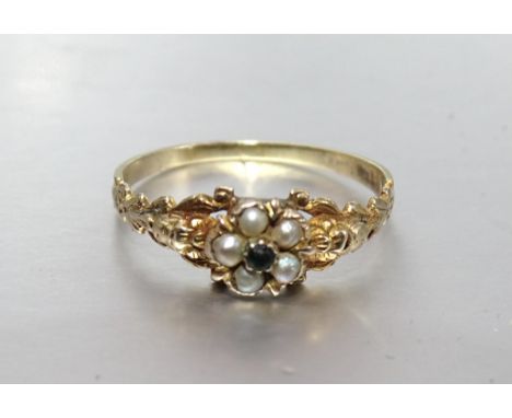 A small Georgian mourning ring set pearl and green stone cluster, in carved gold mount, size L, 1.1g. 