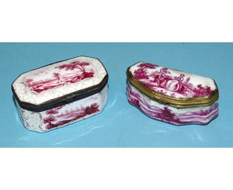 A 19th century Meissen creel-shaped lidded ceramic box, decorated in puce colours with figures in a landscape, 6cm and an Eng