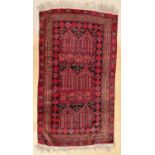 Teppich Baluch / Beloutsch, Afghanistan, Mehrab Gebetsmotiv, ca. 145cm x 82cm