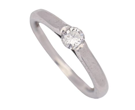 A diamond solitaire ring, in platinum, London 2002, 4.9g, size I  Light wear scratches