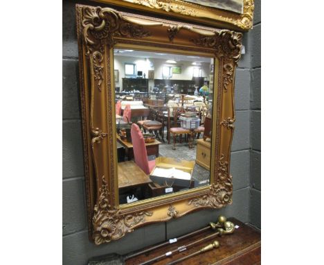 A gilt framed wall mirror, 88 x 73cm  