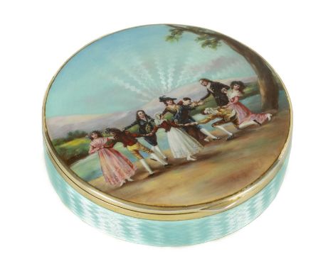 AN EARLY 20TH CENTURY LARGE CONTINENTAL SILVER GILT AND GUILLOCHE ENAMEL PILL BOX decorated with musical figural country scen