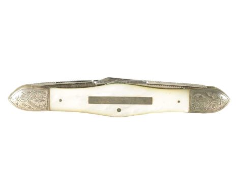 AN EXHIBITION QUALITY MULTI BLADE MOTHER OF PEARL AND ENGRAVED STEEL PENKNIFE BY RODGERS fitted four blades with herringbone 