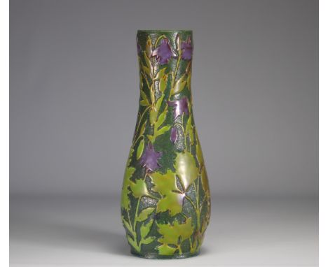 Vilmos ZSOLNAY (1840 - 1900) rare Art Nouveau vase decorated with purple flowers on a green background circa 1900. ZSOLNAY, o