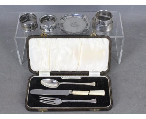 A George VI hallmarked silver knife, fork and spoon set (knife is stainless and bakelite not silver), Sheffield assay 1939, a