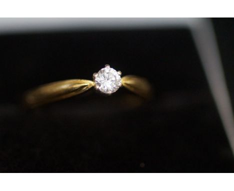 18ct Gold solitaire diamond ring 0.25 carat Size O