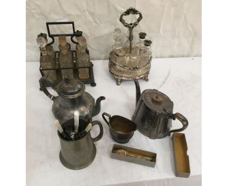 Two 19th century EPNS vinaigrette holders; together with an EPNS tea service