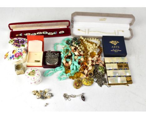 A quantity of modern, vintage and antique costume jewellery, to include necklaces, chains, enamelled panelled bracelet, cultu