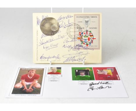 ENGLAND FOOTBALL; a 1966 first day cover bearing numerous signatures, including Alf Ramsey, Bobby Moore and Roger Hunt and a 