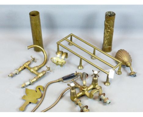 A SET OF VINTAGE BRASS BATH AND SHOWER TAP FITTING TOGETHER WITH A SIMILAR BASIN TAP FITTING, A VICTORIAN BRASS FOOTMAN, TWO 