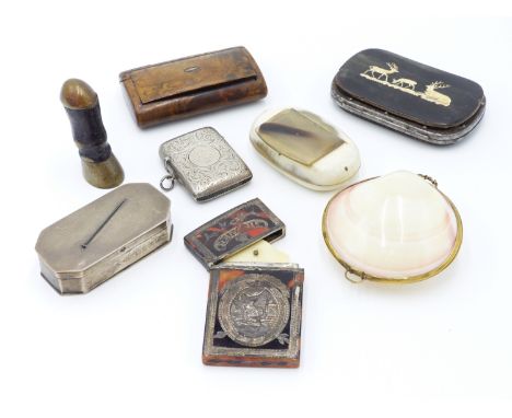 AN 19TH CENTURY ENGLISH HALLMARKED SILVER POCKET VESTA CASE, A CONTINENTAL SILVER LIDDED PIN BOX, A TORTOISHELL AND SILVER IN