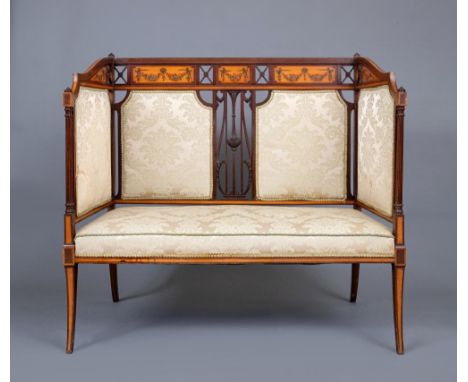 AN EDWARDIAN MAHOGANY HIGH SIDED SETTEE, with satinwood banding and upholstered in champagne silk floral damask, padded back 