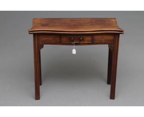 A GEORGIAN MAHOGANY FOLDING TEA TABLE, third quarter 18th century, the serpentine oblong top over plain frieze with drawer wi