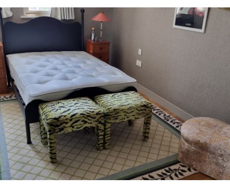 Concept Rugs Custom designed hand tufted 100% wool tip shear area rug 2.47 x 2.6m&nbsp; (Apt 1)