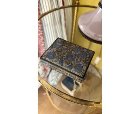 Vintage 1950s Ali Brothers Hassan Abad Blue Floral Paper Mache Kashmir Box (Apt 16)
