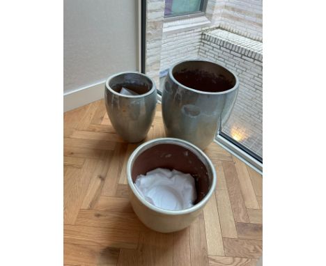 Vaso Short Set 3 x glazed oyster blue pots 44cm 34cm and 27cm tall&nbsp;(Apt 10)