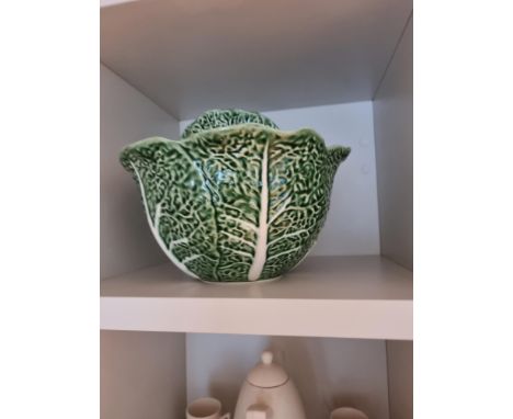 Bordallo Pinheiro Cabbage Tureen, Yellow Pepper,  (Apt 16) 