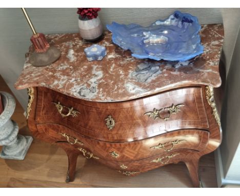 Antique French Louis XV Style Kingwood Bombe Commode Chest&nbsp; the rouge marble top above 3 graduated drawers&nbsp; raised 