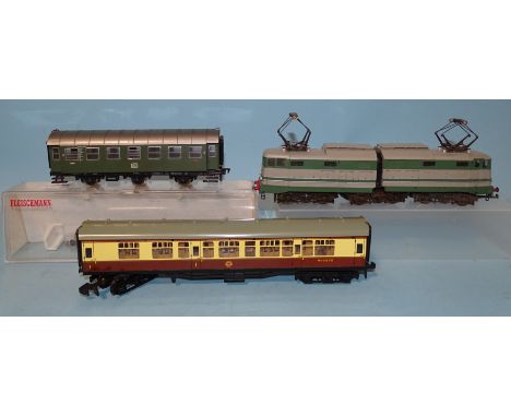 Rivarossi HO gauge, electric locomotive RN E 646-027; Fleischmann 5091 DB coach, (boxed) and a Hornby 4050 BR Mk1 corridor co