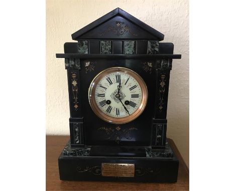 Good quality black slate mantle clock